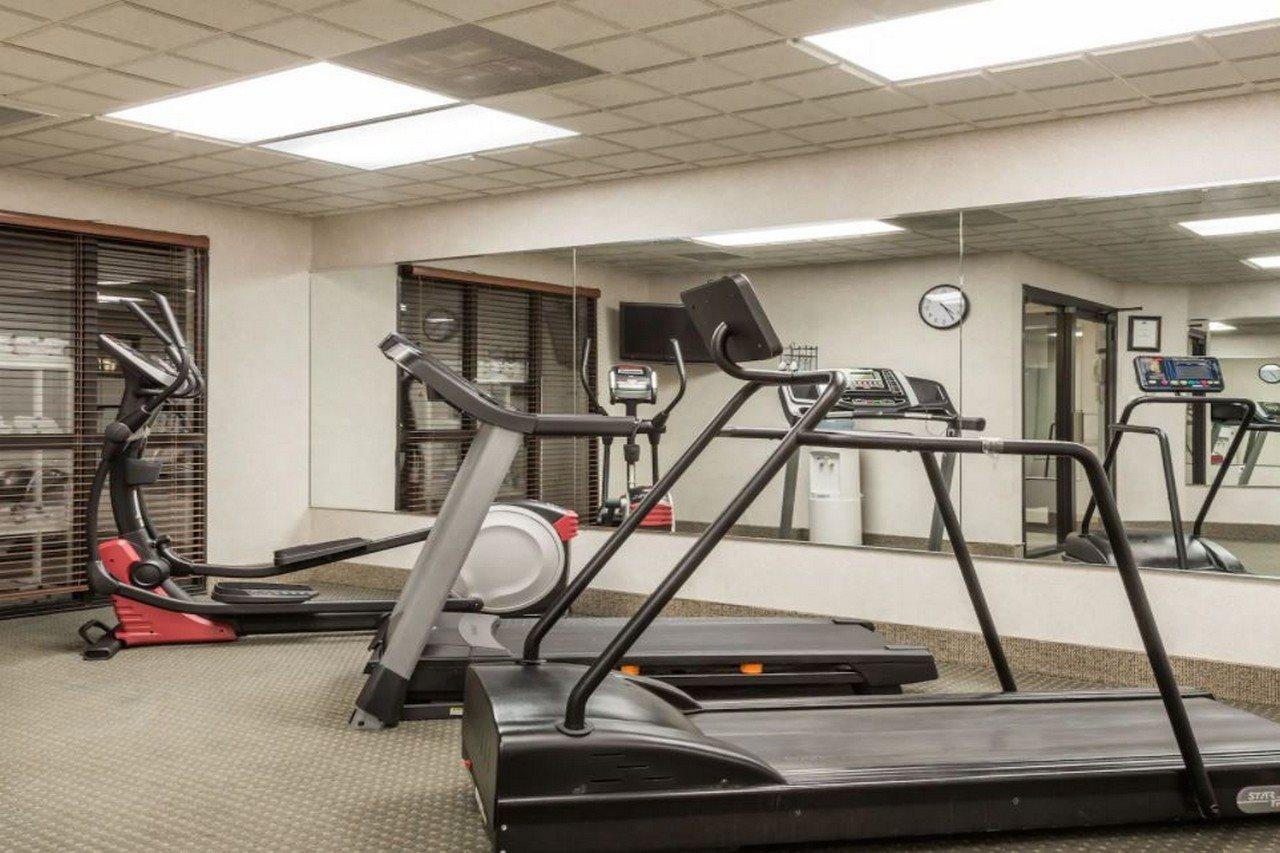 Wingate By Wyndham Airport - Rockville Road Indianapolis Extérieur photo