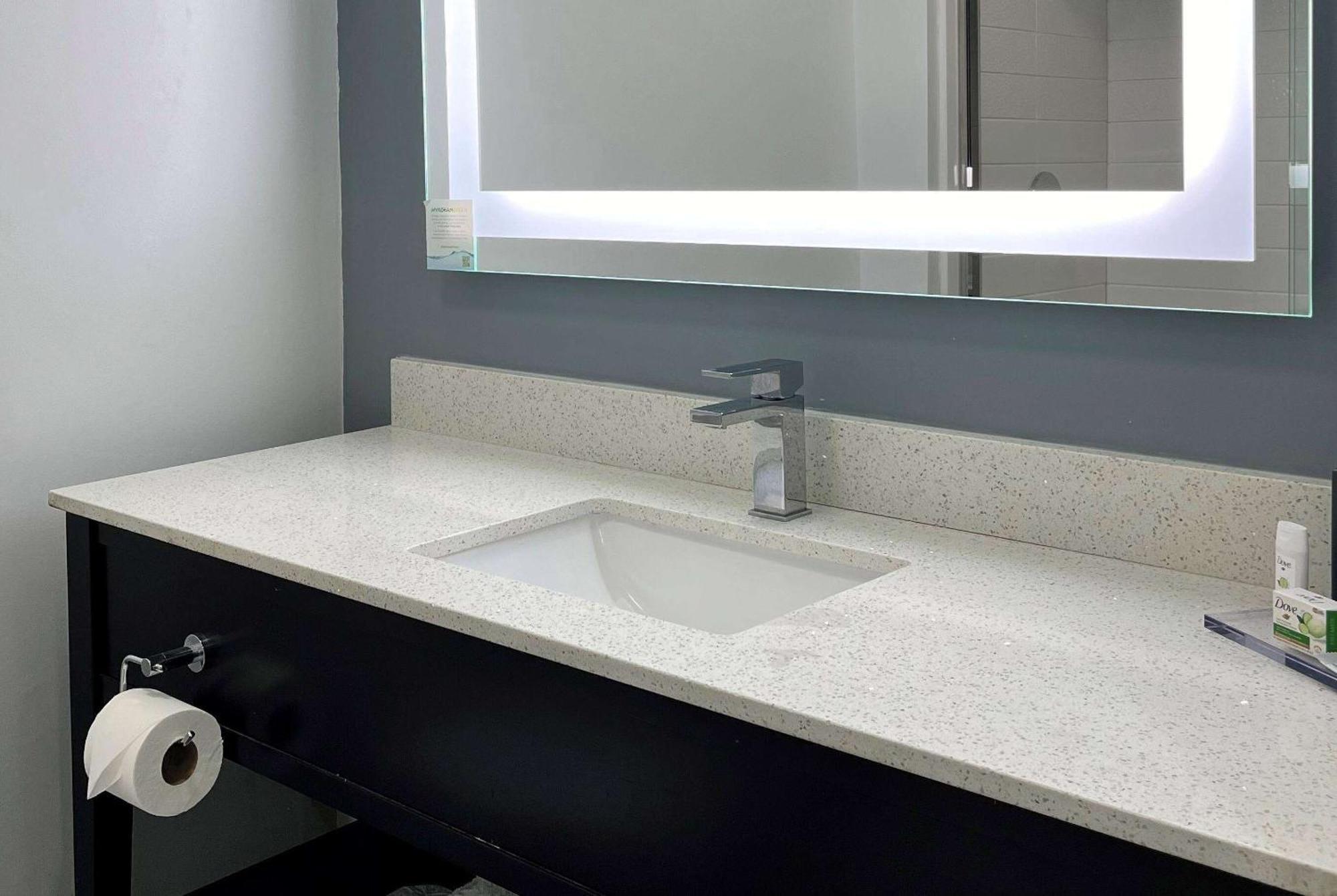 Wingate By Wyndham Airport - Rockville Road Indianapolis Extérieur photo